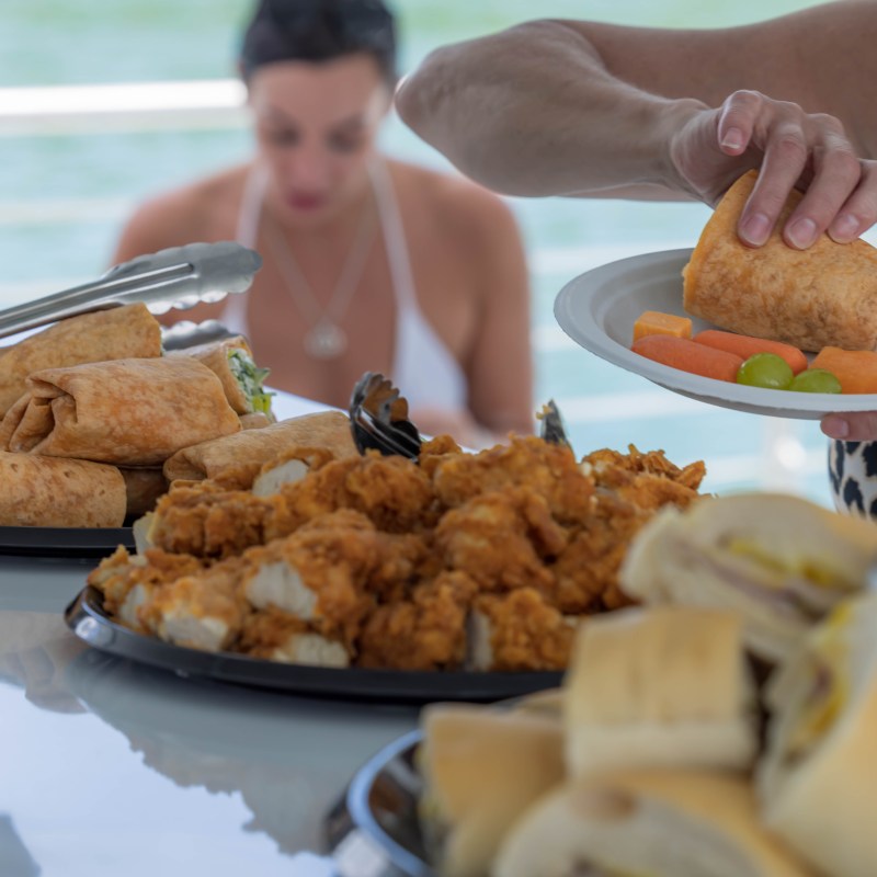 lunch in key west on sandbar tour