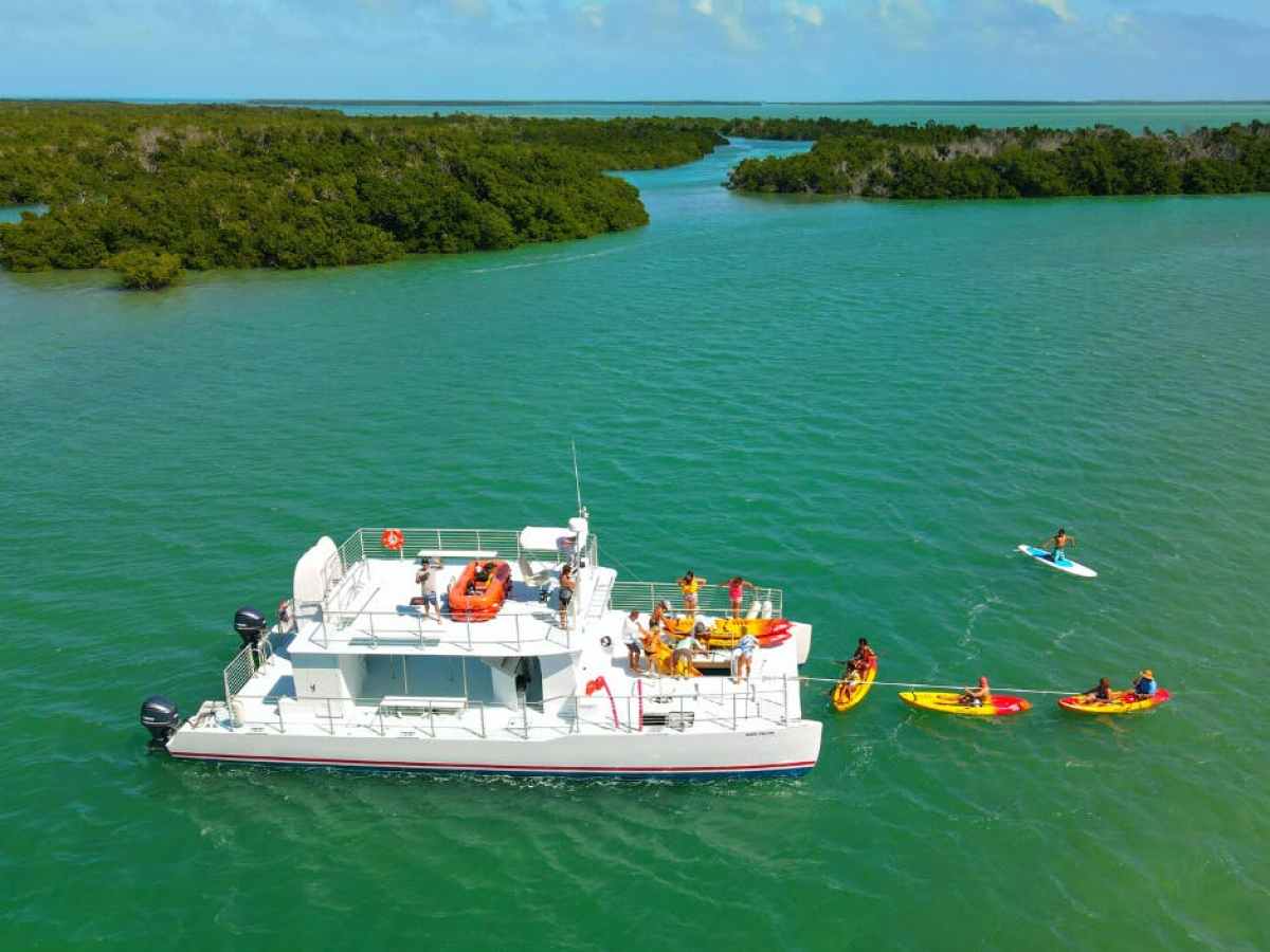 sandbar charter in key west florida with kayak tour