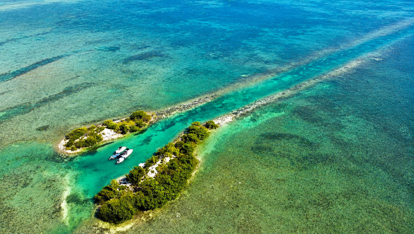 Split Rock / Destroyer Key near Key West from above